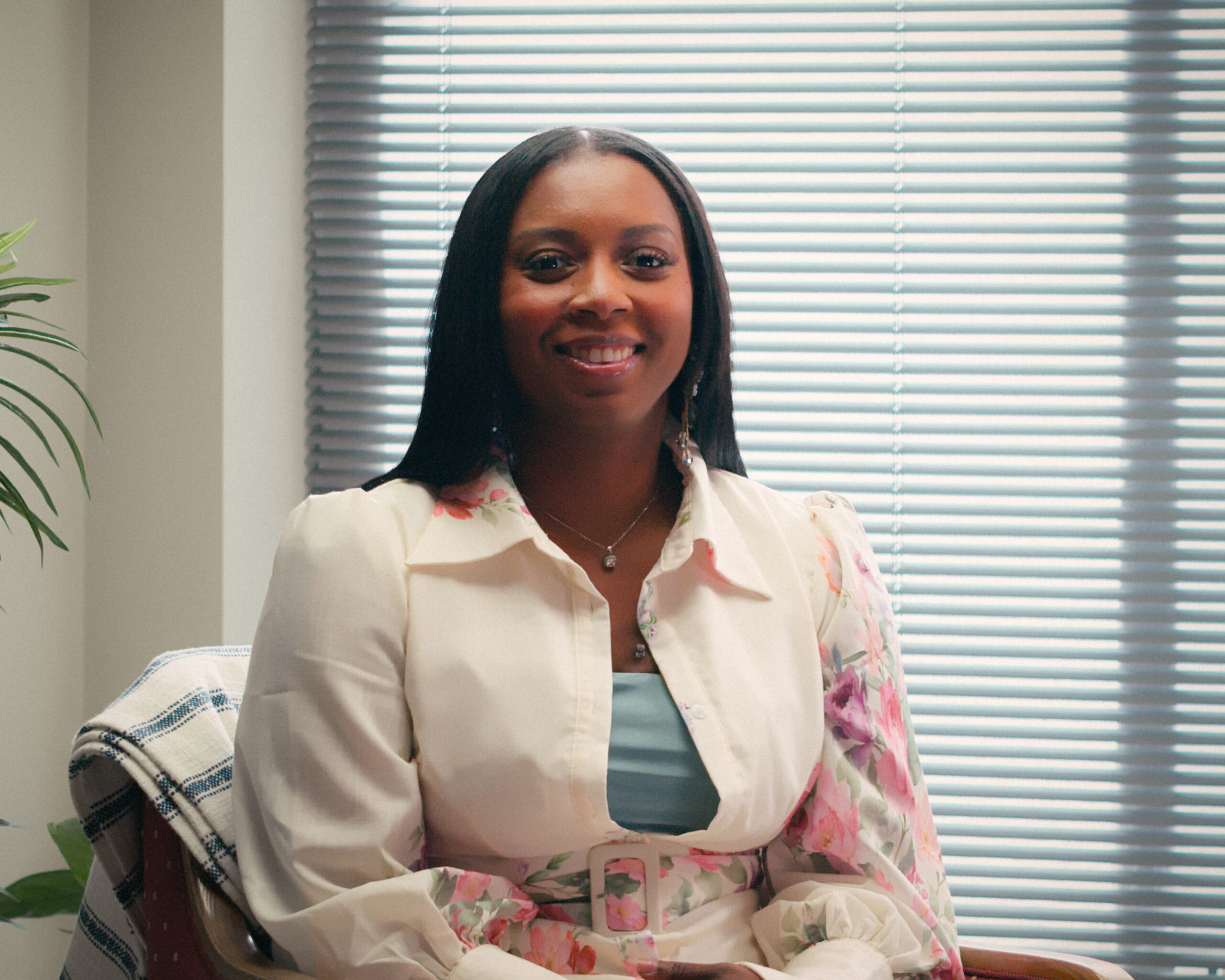 Headshot of Shantell Dugas